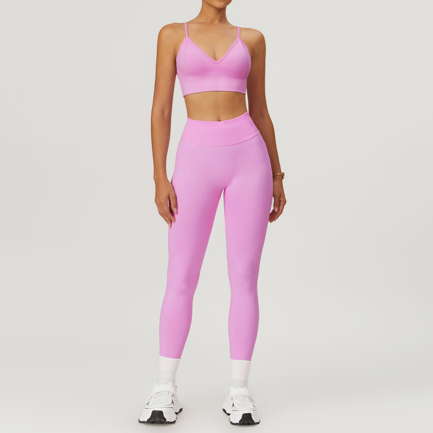 seamless activewear manufacturer