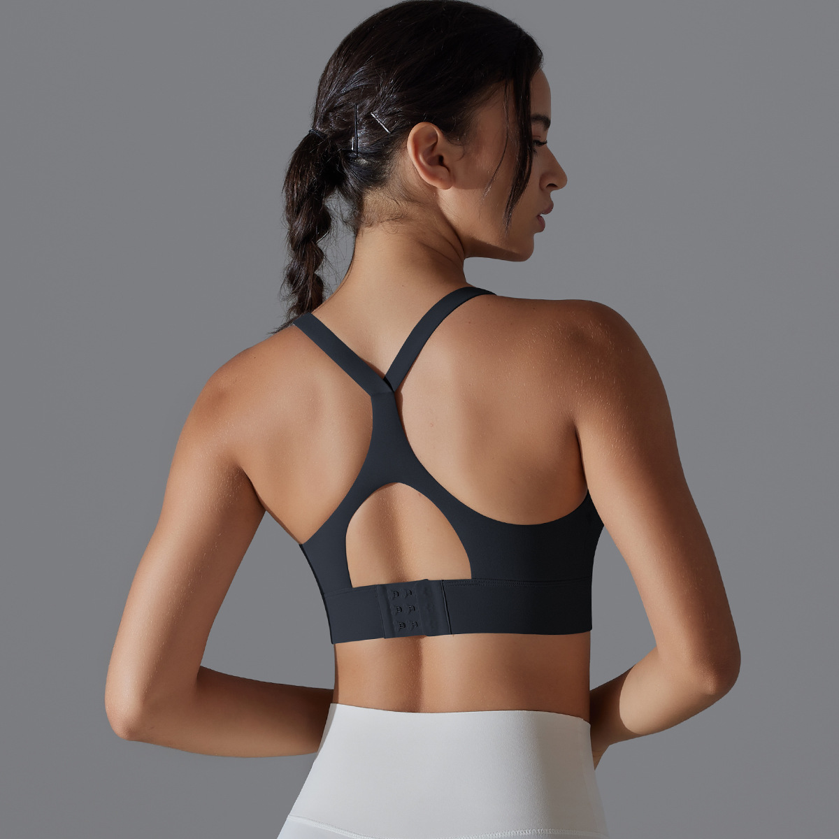 sports bra manufacturer